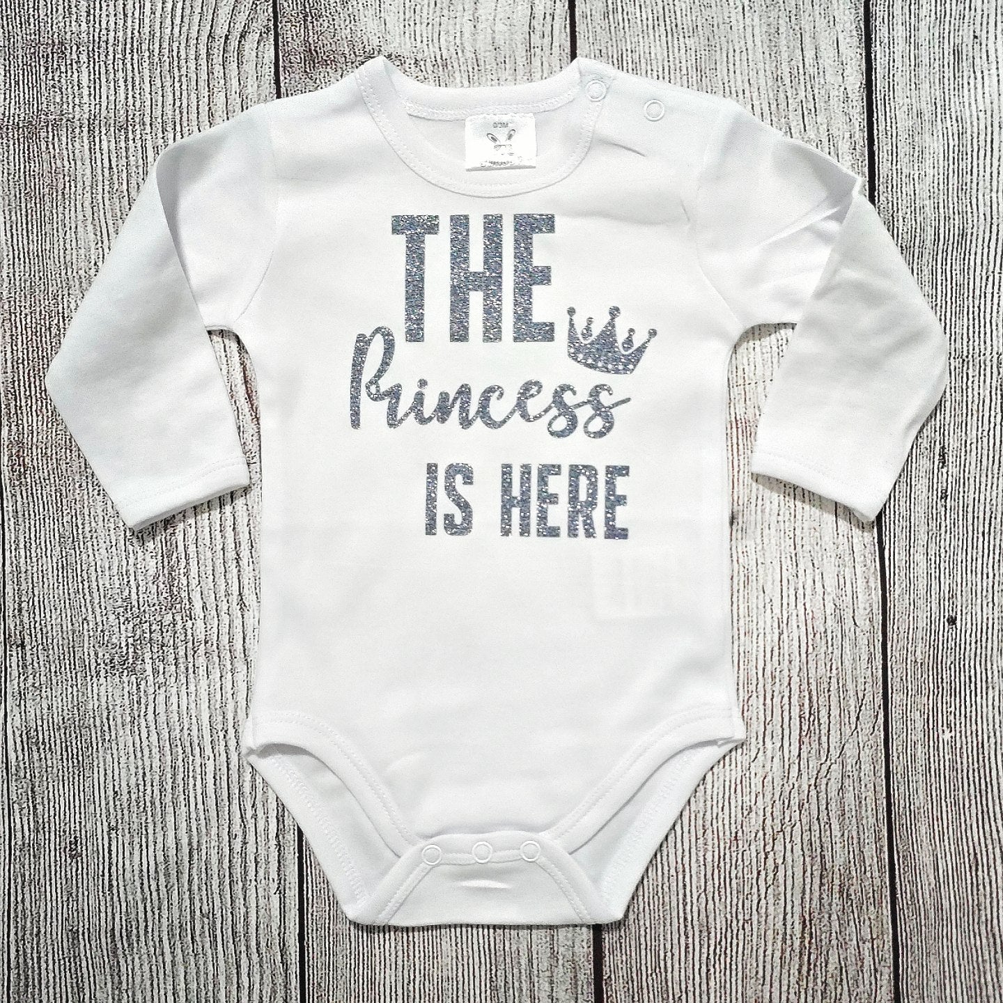 בגד לתינוק מתנה לתינוקת שנולדה The princess is here