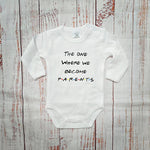 בגד לתינוק בהשראת הסדרה חברים The one where we become parents